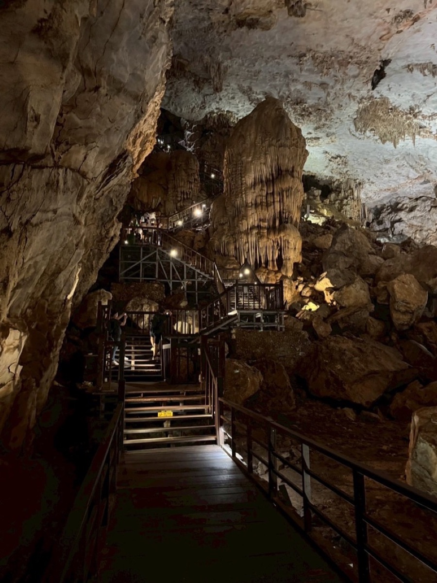 Paradise Cave
